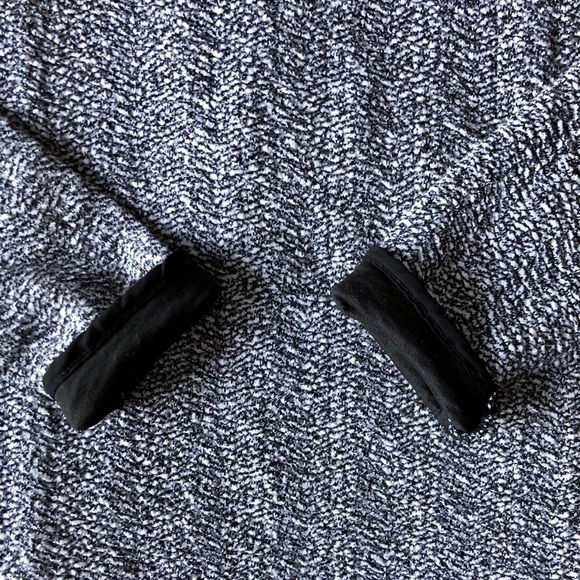 SCUBA knot mock neck sweater - Picture 5 of 6